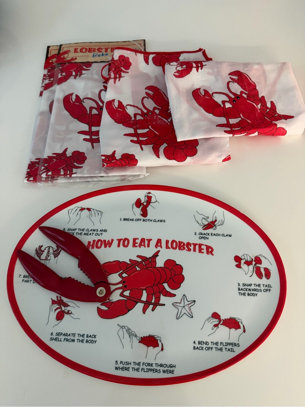 Vintage Lobster Plate & 4 bibs & lobster cracker.